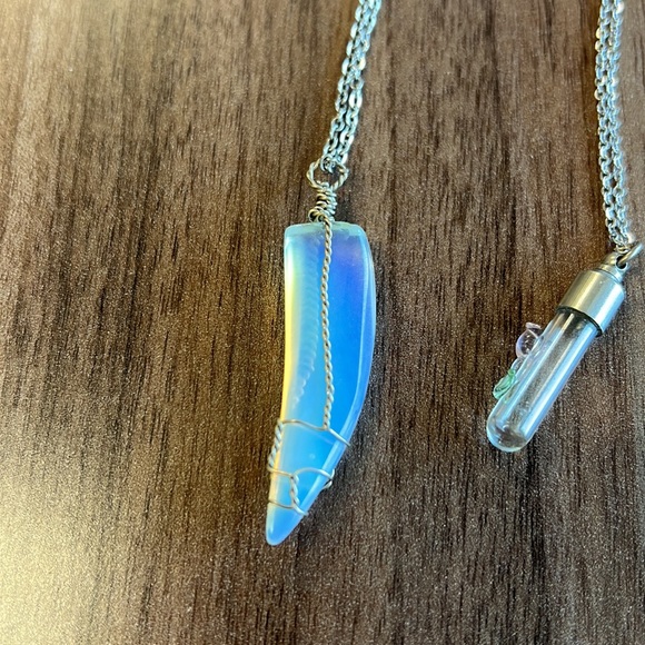 Necklace bundle - Picture 2 of 4